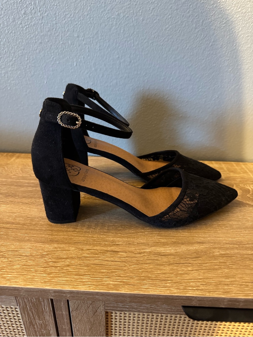 Daisy Fuentes Black Lace Pointed Toe Ankle-Strap Block Heel
